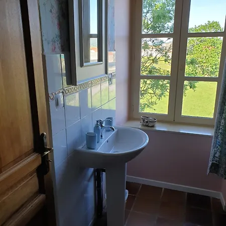 Bed & Breakfast Au Bon Gre D'hugoline 3*